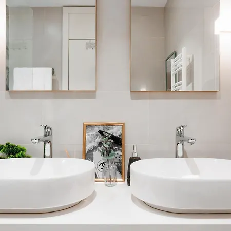 Wf Timeless With Terrace & Foosball Apartman *